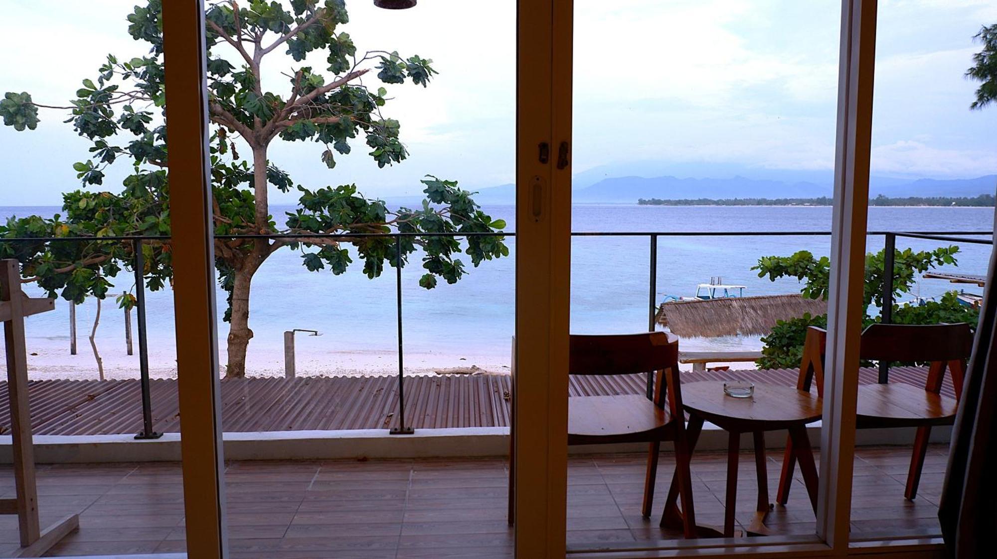 Gili Meno Mojo Beach Resort Exteriör bild
